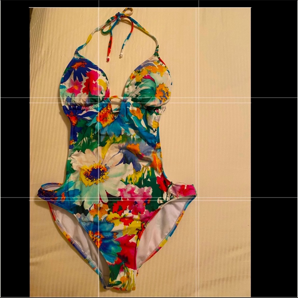 Polo Ralph Lauren One piece swim suit 🌷 Size M 🌷